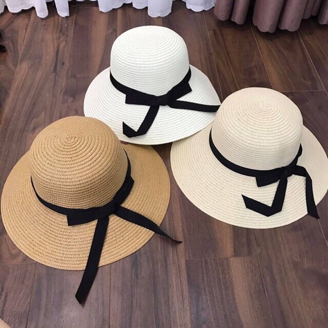 Nón vành rộng thắt nơ đen