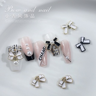 Charm nơ đính móng tay đen trắng ( giá 1 chiếc)
