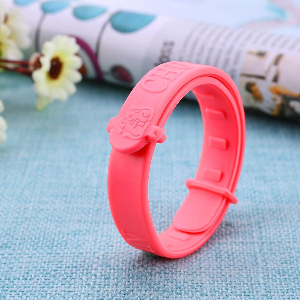 Vòng đeo cổ chống muỗi và bọ chét dành cho thú cưng