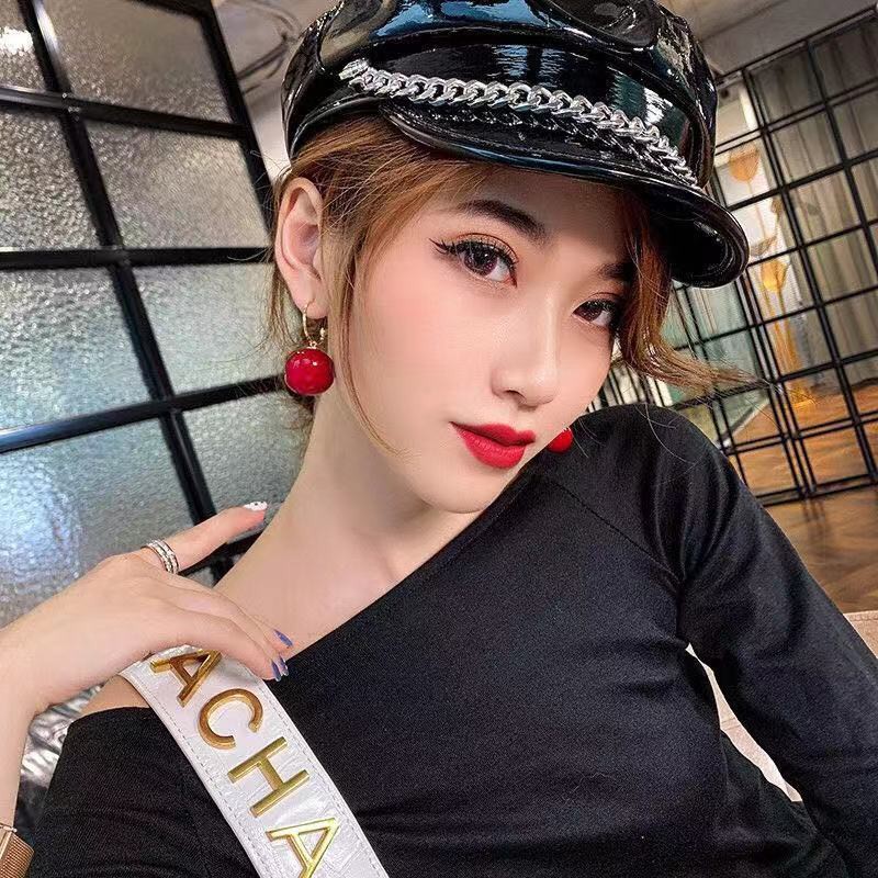 Bông Tai Hạt To, Trắng Đỏ, Phong Cách Hàn Cực Đẹp