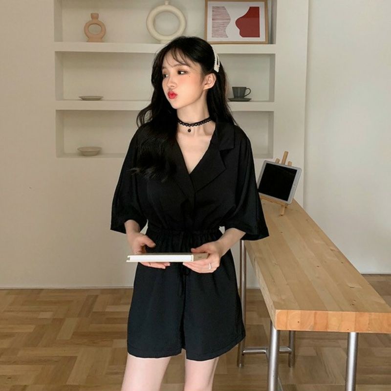 Jumpsuit ngắn rút eo cổ vest, bộ jum đùi vải lụa chéo Ý - DTH