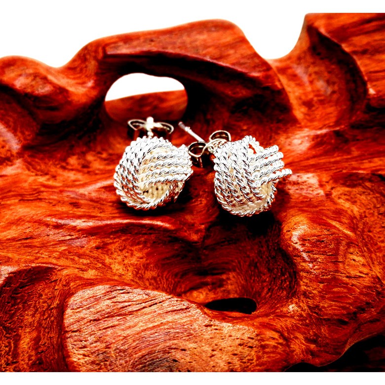 Đôi Khuyên Tai Mạ Bạc Phong Cách Âu Mỹ Cá Tính Hợp Thời Trang