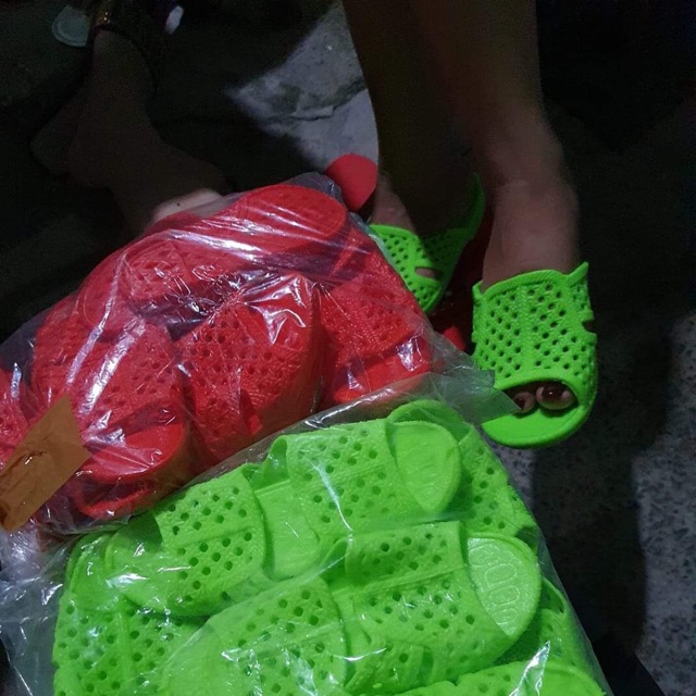 Dép tổ ong