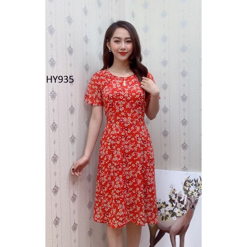 [Ảnh + Video thật] VÁY THIẾT KẾ CỔ TRÒN ĐÍNH HẠT TRAI, TAY CÁNH TIÊN, DÁNG XOÈ A | BigBuy360 - bigbuy360.vn