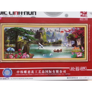 Tranh chữ thập non nước hữu tình