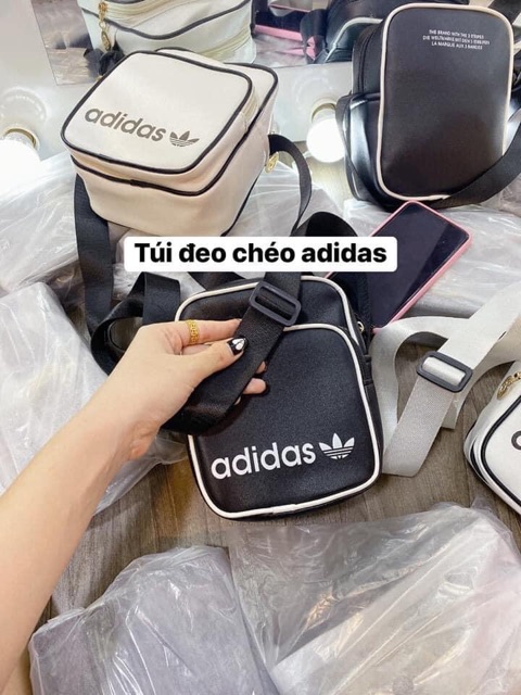 TÚI ĐEO CHÉO NAM NỮ SẴN 2 MÀU | BigBuy360 - bigbuy360.vn