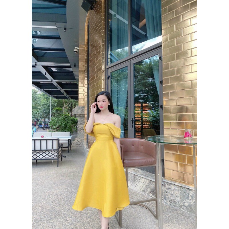 đầm xoè trễ vai bèo