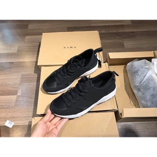 Giày sneaker nữ