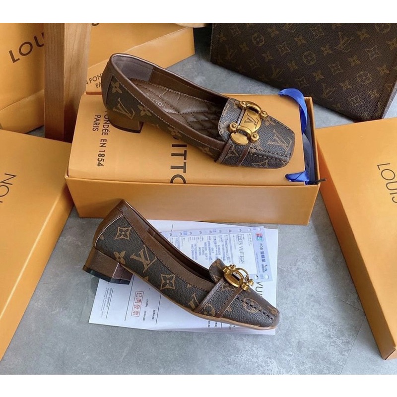 Giày lv mũi vuông gót vuông hàng super fullbox bill túi giấy