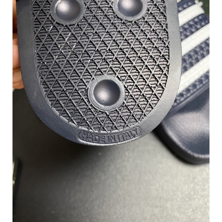 Dép Nam Quai Ngang Adidas Bánh Mì ITALY Màu Xanh Navy Có Vân Das Dập Nổi Bên Hông - Mang Trong Nhà, Mang văn phòng