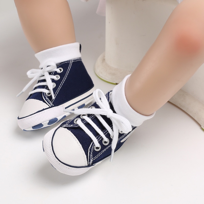Giày Thể Thao Vải Canvas Đế Mềm Chống Trượt Cho Bé Sơ Sinh 0-18 Tháng Tuổi