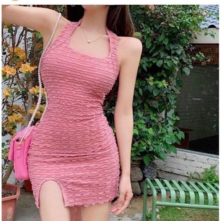 Đầm body cổ yếm xẻ đùi