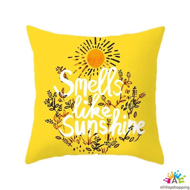 Vỏ gối vuông màu vàng chất liệu nhung vỏ đào | BigBuy360 - bigbuy360.vn