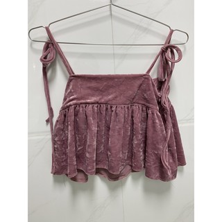 Áo croptop nhung 2 dây dáng babydoll