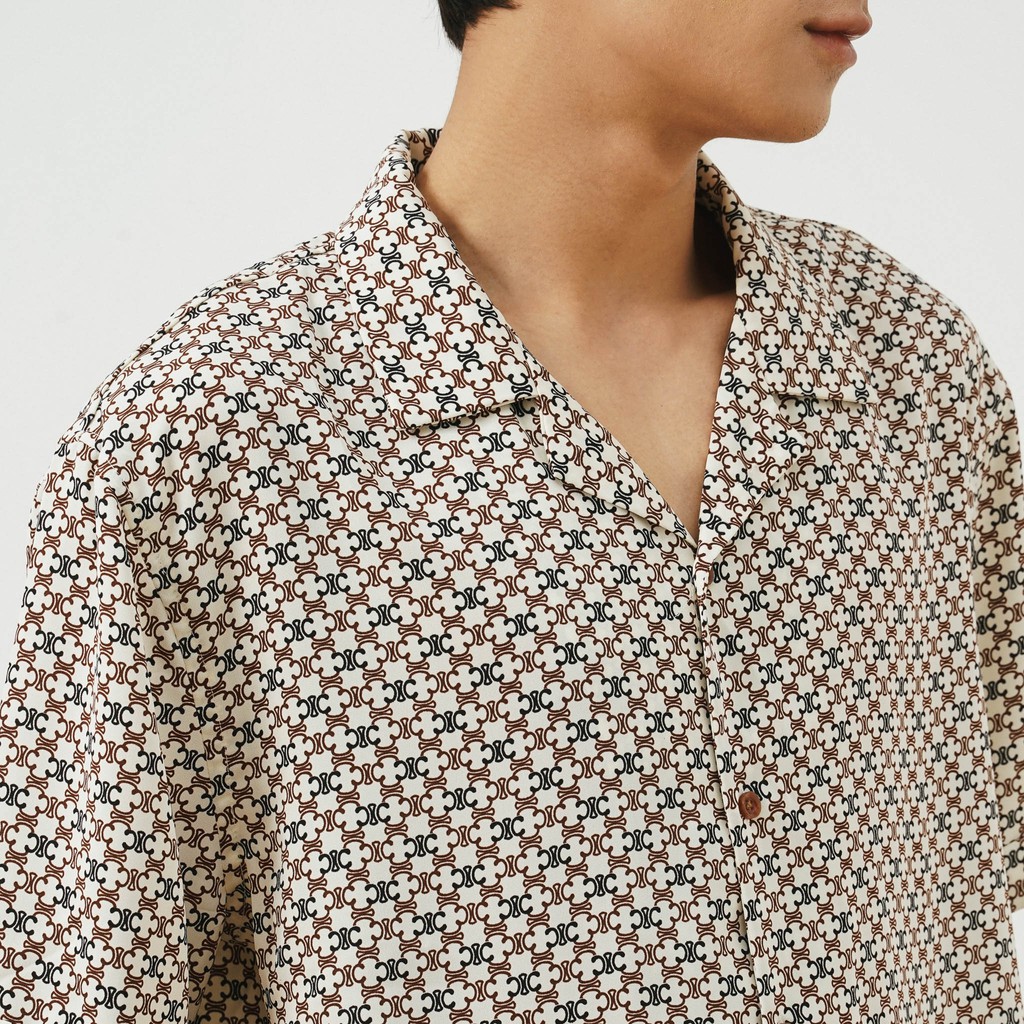 Áo Sơ Mi Cộc Tay Cổ Ve Nam Hoạ Tiết Cỏ Bốn Lá UNICUS Roman Shirt | BigBuy360 - bigbuy360.vn