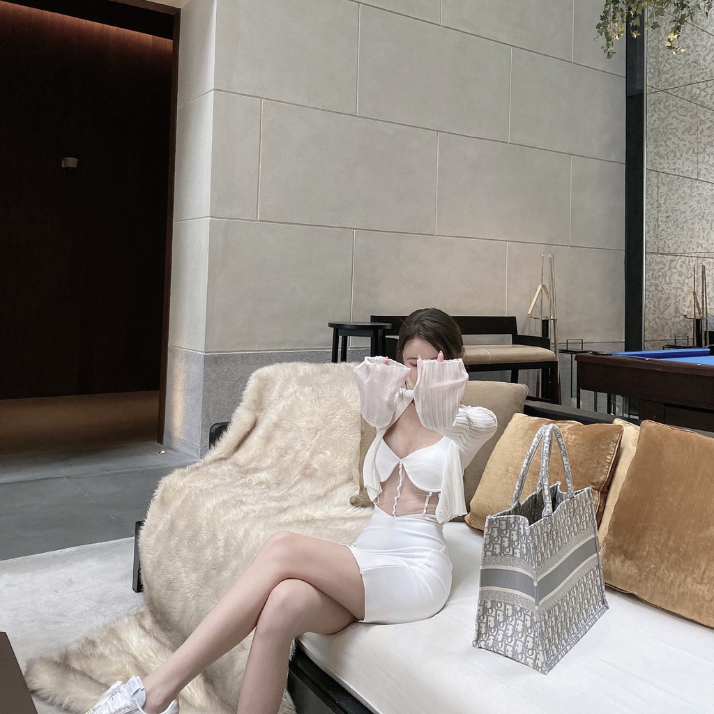 Áo Nữ Sành Điệu Thời Trang Hàn Mới