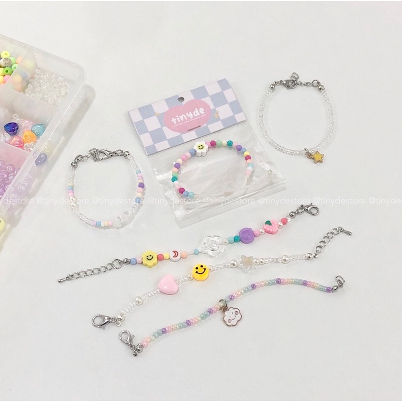 Vòng tay hạt cườm handmade màu sắc pastel