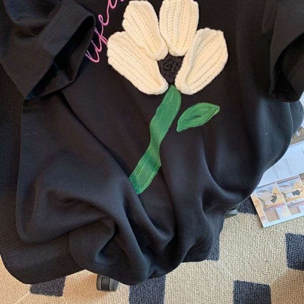 Áo Thun Nữ Ngắn Tay Họa Tiết Hoa Phong Cách Hàn Quốc