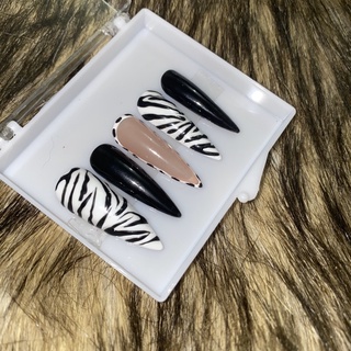 🎀 Nail box , móng up thiết kế vằn