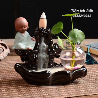 [Ảnh Thật] Thác khói Trầm Hương - Chú Tiểu thảnh thơi áo xanh kèm 10 nụ trầm