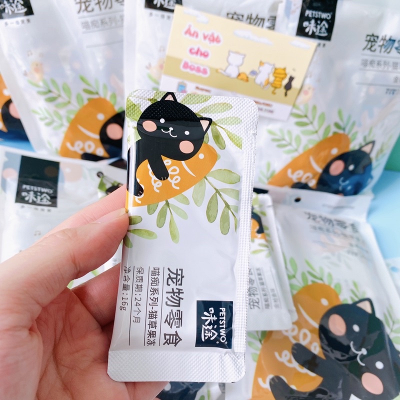 Soup Cỏ Mèo vị Cá ngừ gói 16gr PETSTWO tiêu lông