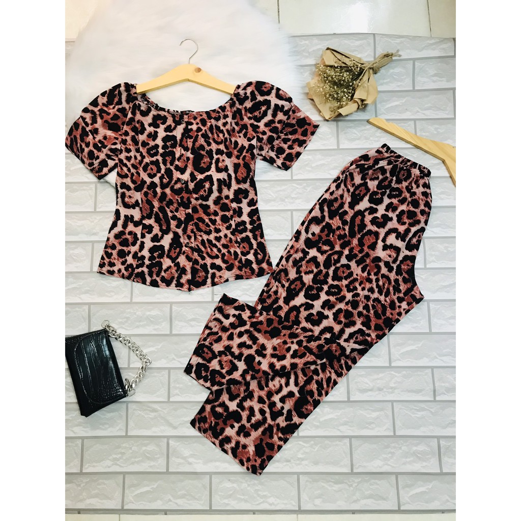 Set bộ đồ kiểu nữ họa tiết da beo mặc đi chơi, dạo phố vải lụa mango mát mịn, siêu êm DB002 | BigBuy360 - bigbuy360.vn