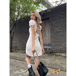 Đầm cổ trụ cột dây lưng Paris 2 màu