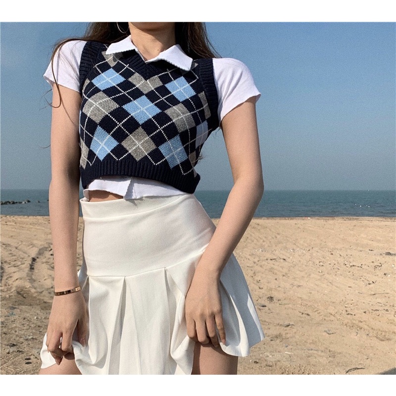 Áo Gile Len Cộc Tay Dáng Croptop Kèm Áo Polo Trắng Cực Xinh