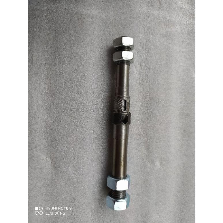 Trục để chế bánh xe cân bằng thành 2 trục