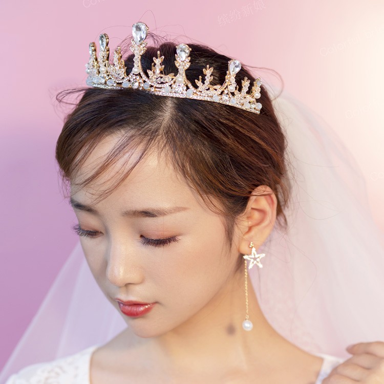 Vương miện cài tóc thiết kế họa tiết lá cây cho đám cưới