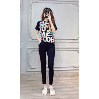 Bộ đồ thể thao nữ phối chữ