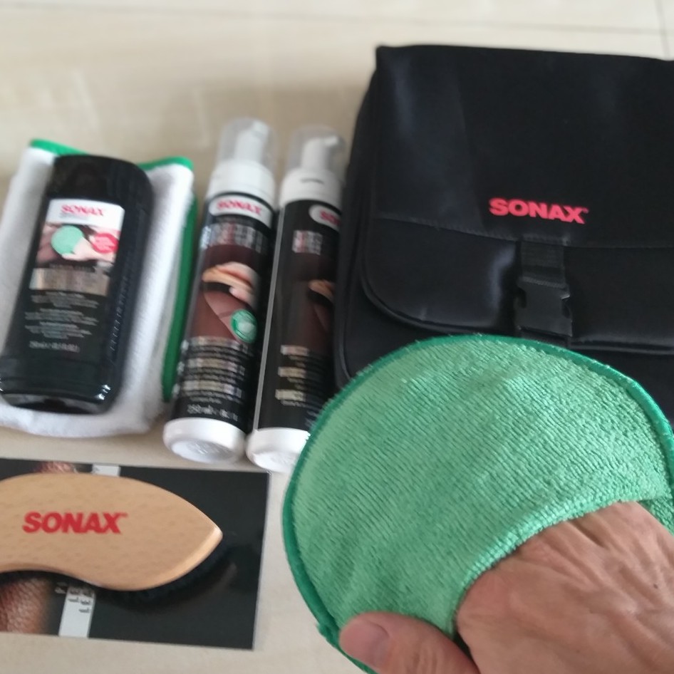 SONAX SET - Bộ Chăm Sóc Ghế Da Ô Tô, Xe Hơi Cao Cấp (Sonax Premium Class Leather Care Set) [Hàng Đức Chính Hãng]