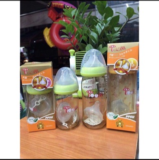 Combo 2 bình Toom nội địa Nhật (tặng núm)
