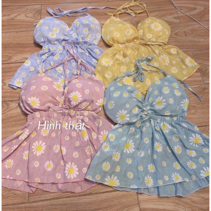 Áo mút ngực hoa cúc cột cổ yếm | BigBuy360 - bigbuy360.vn