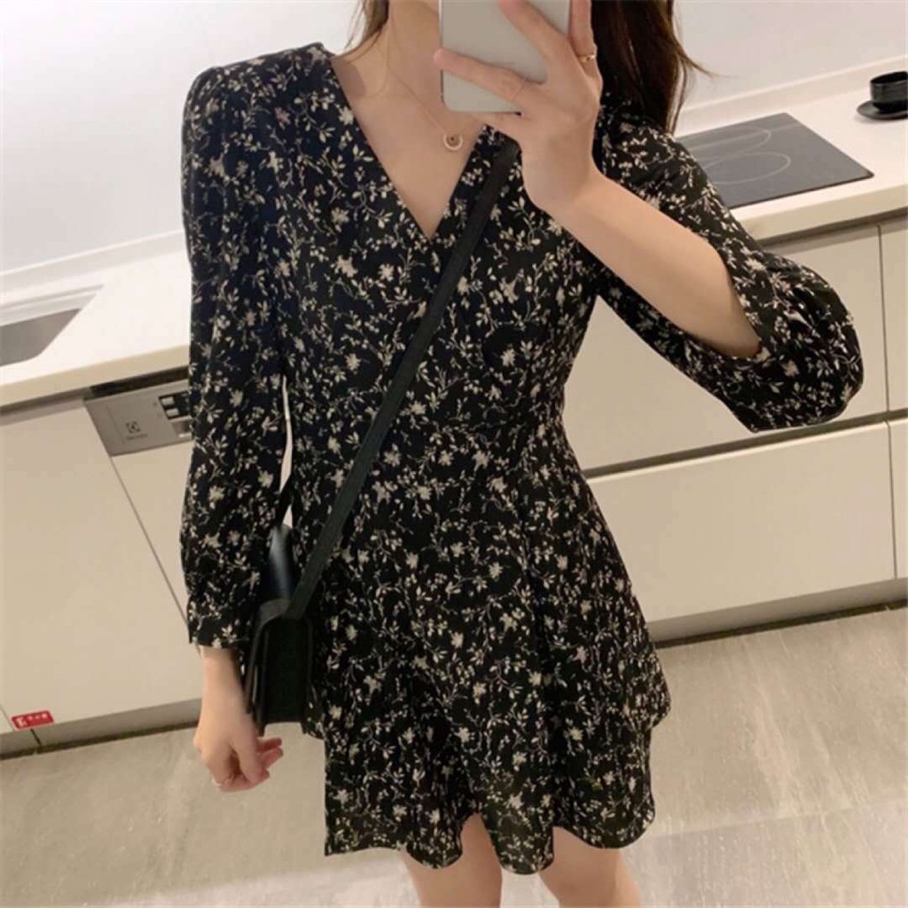 Đầm COZOKC tay dài cổ chữ V họa tiết hoa phong cách Pháp