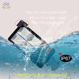 Đèn Đường Năng Lượng Mặt Trời200w Tấm PIN Rời Pha bài chải 4ô-200w