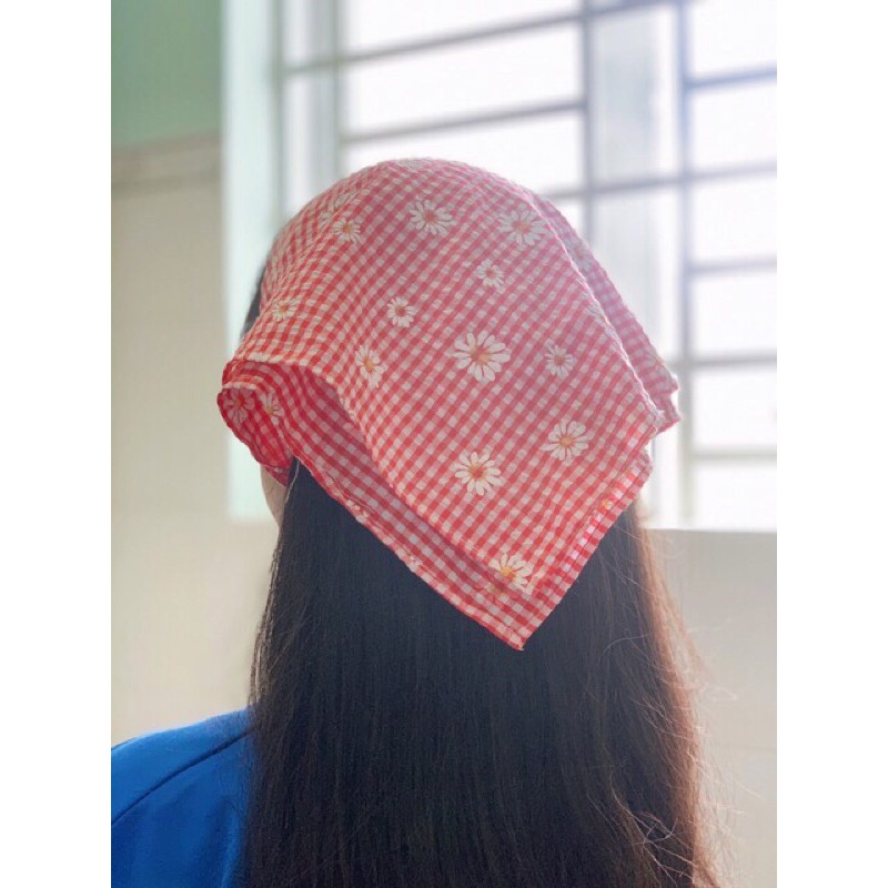 Khăn bandana caro hoa cúc in