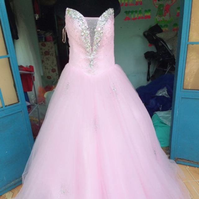 Thanh lý áo cưới