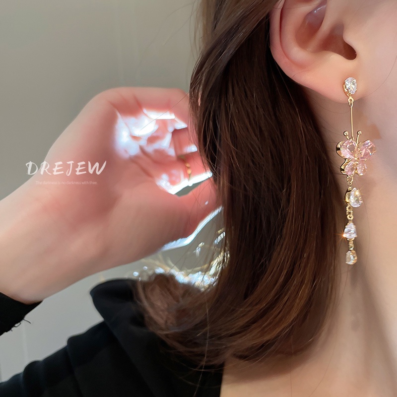 Khuyên tai DREJEW 1 tua rua dáng dài bằng bạc đính đá zircon sang trọng