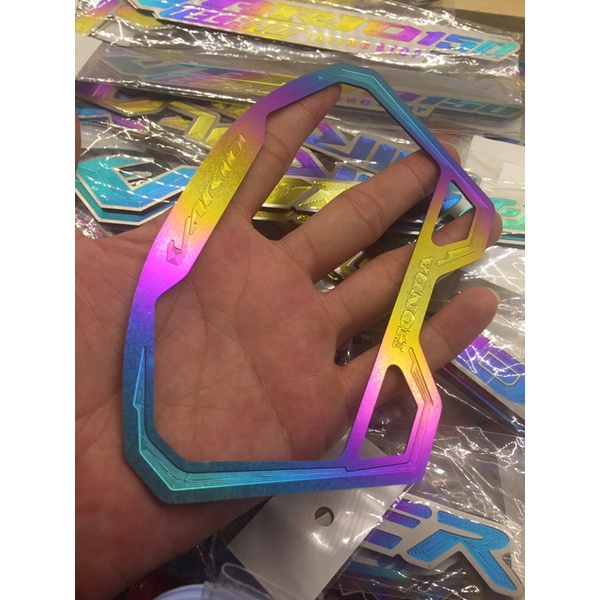 Viền đồng hồ Vario, Tem titan dán đồng hồ Vario