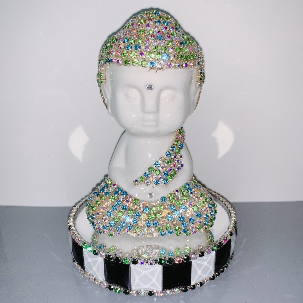 Tượng Phật Để Ô Tô - Tượng PHẬT NHƯ LAI Bằng Đá Pha Lê Để Taplo Xe Ô Tô, Văn Phòng Đem Tới Bình An