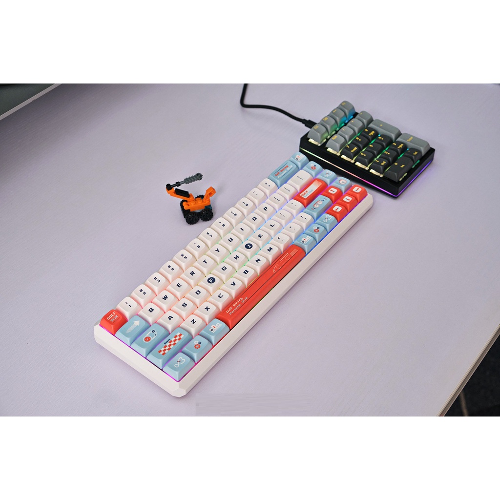 Bàn phím Darmoshark K5 Gulf Racing TTC Wireless 68key, Wireless 2.4GHz