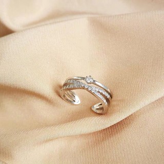 Nhẫn kim cương xoắn chữ X chanh sả ✨