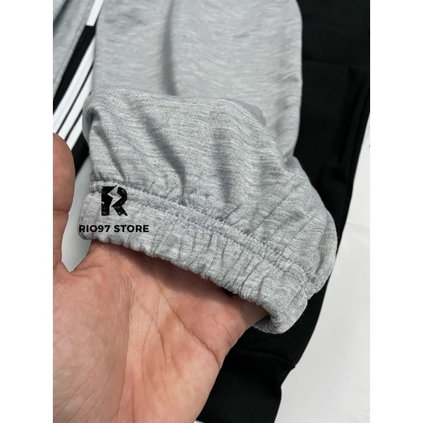 Quần Jogger 3 Sọc Trơn Basic Ống Rộng Nam Nữ Style Fashion Năng Động Thể Thao RIO97 STORE