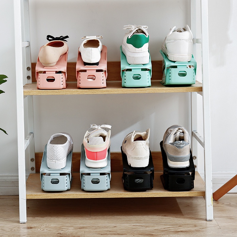 Giá để giày dép hai tầng có thể điều chỉnh tiện dụng cho phòng khách