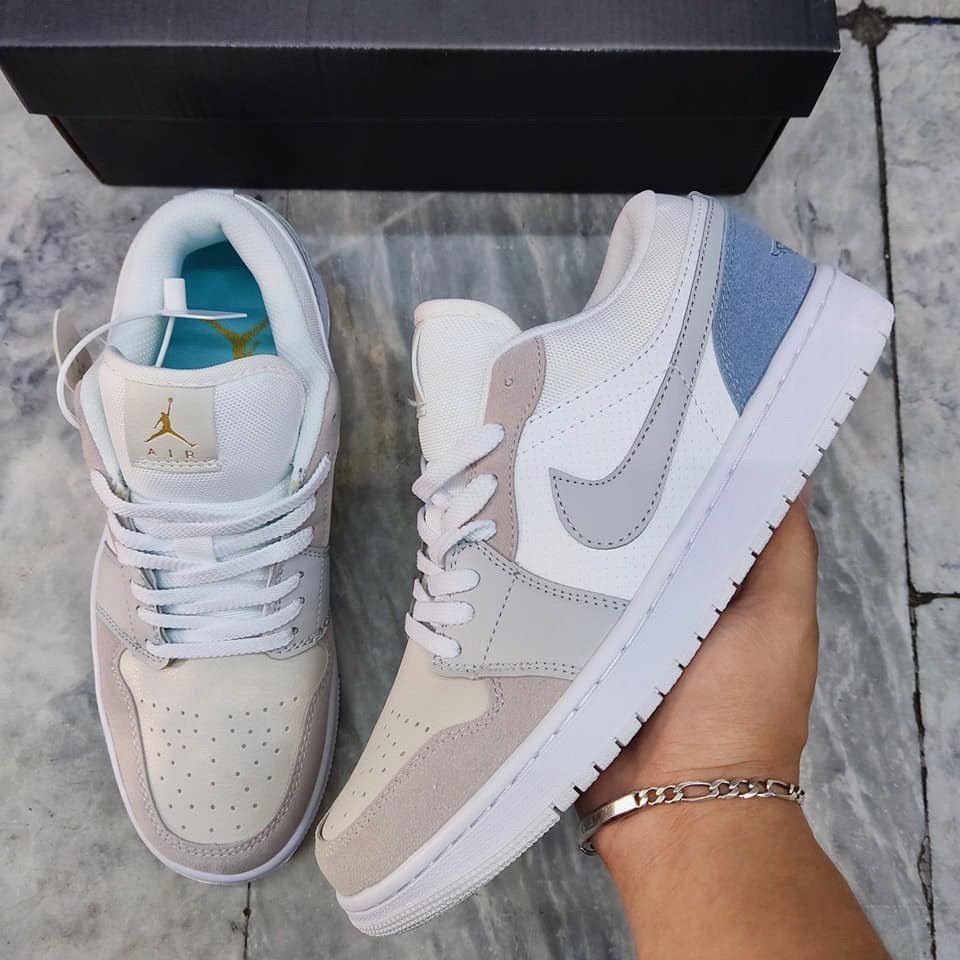 Giày 𝐉𝐨𝐫𝐝𝐚𝐧 paris màu xám gót xanh nam nữ, Giày 𝐉𝐨𝐫𝐝𝐚𝐧 1 cổ thấp xám xanh, Sneaker JD1 bản đẹp full box bill | BigBuy360 - bigbuy360.vn