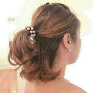 Cột tóc châu