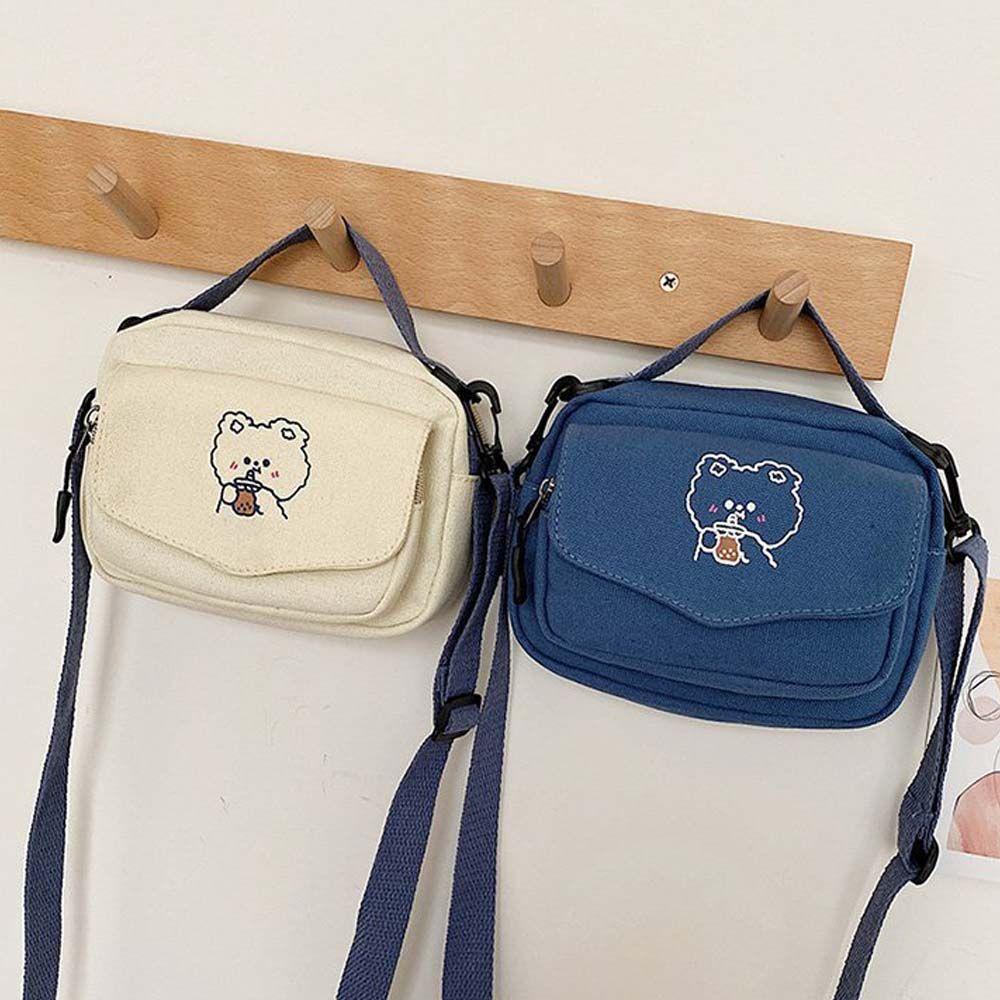 Túi Đeo Chéo Vai Bằng Vải Canvas Màu Trơn Trang Trí Hình Gấu Dễ Thương Dành Cho Nữ