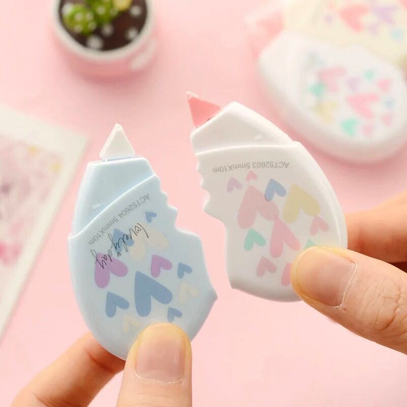 Set 2 Bút Xóa Kéo Hình Trái Tim Dễ Thương 10m