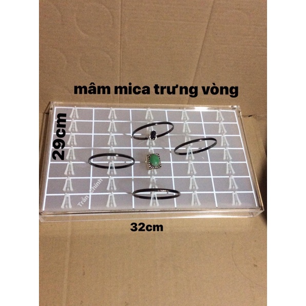 khay mica trưng được 35 vòng 29x32cm có 3 màu,trắng,đen,đỏ